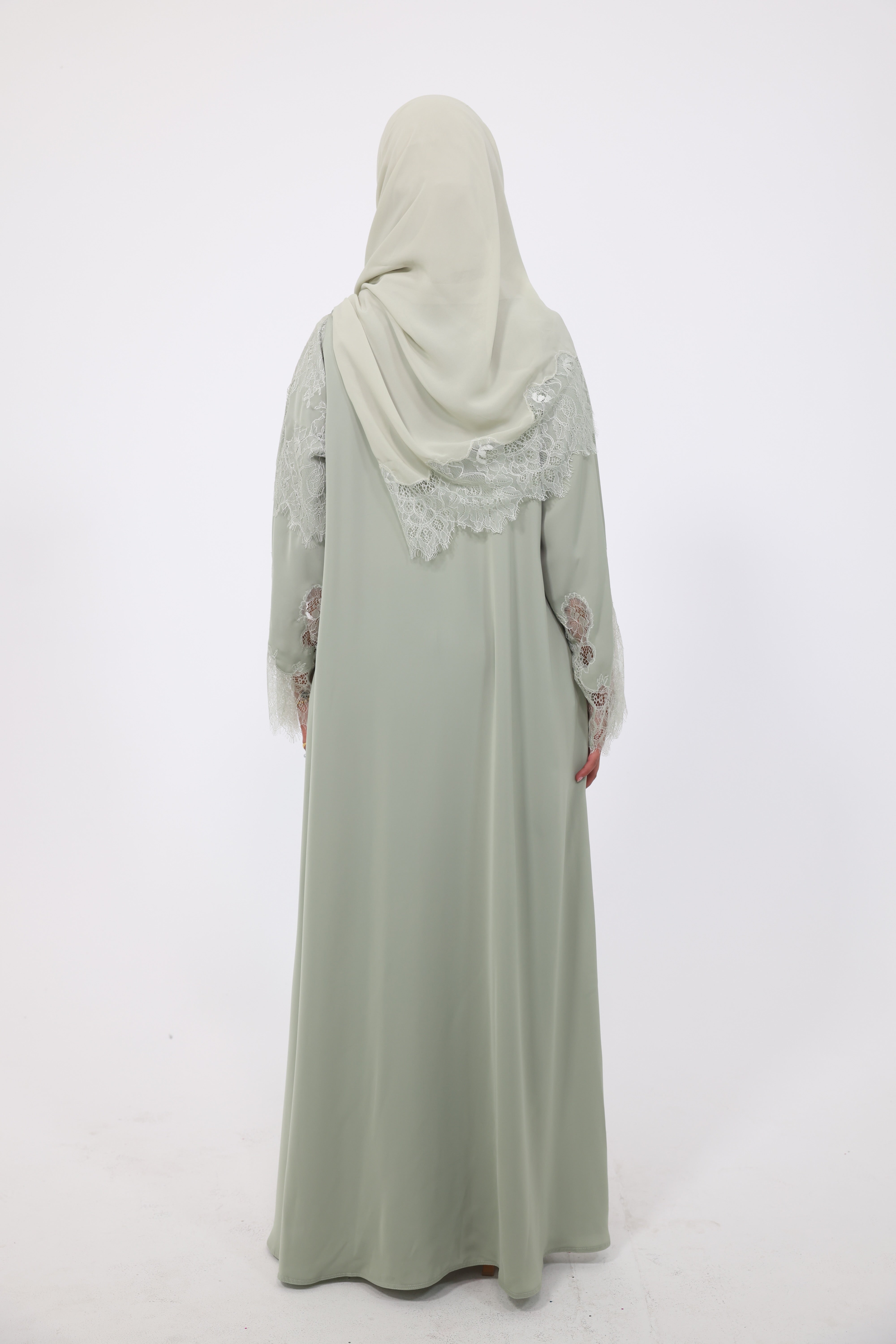 Inaaya in Pistachio – Albi